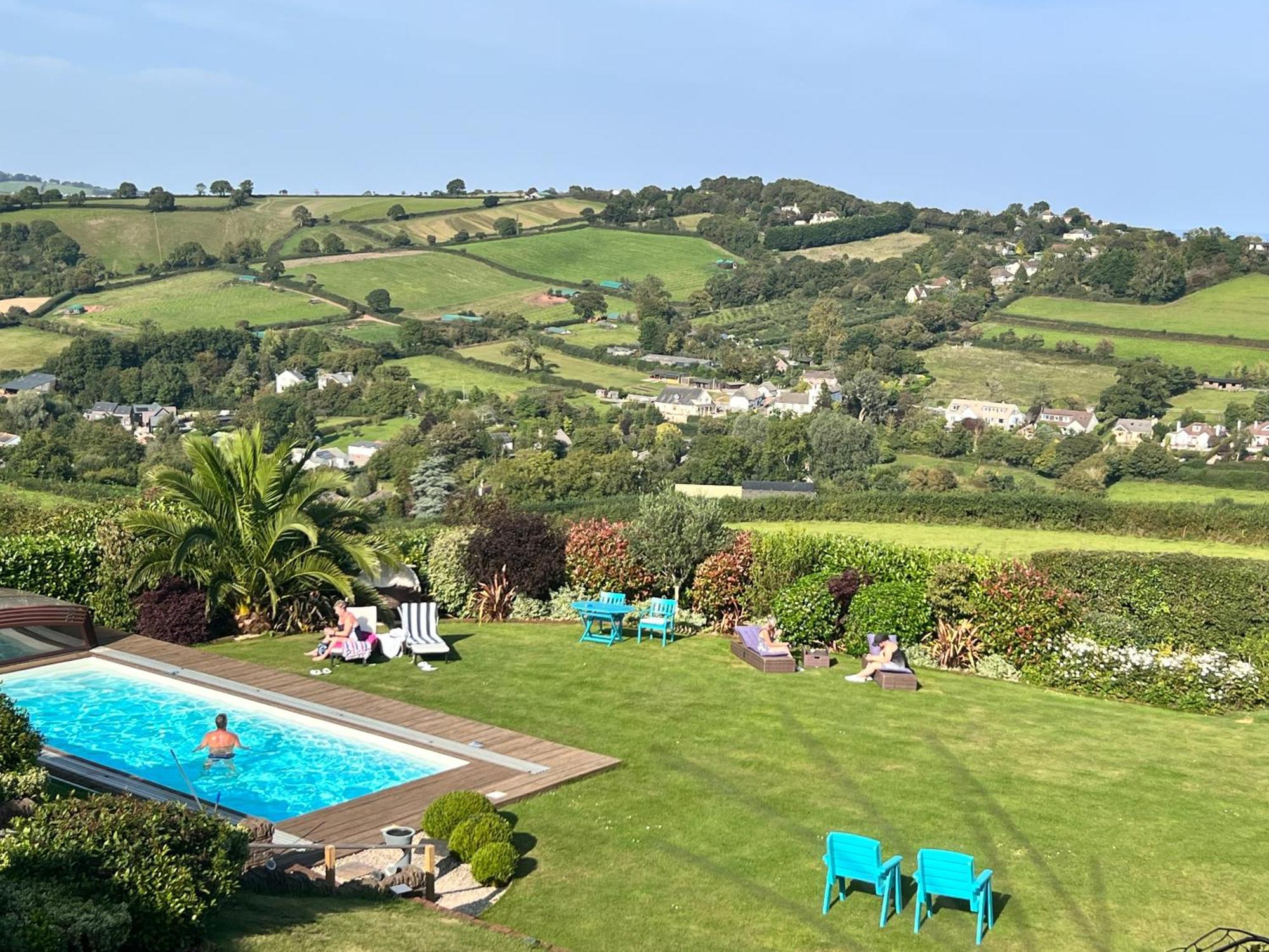Halekulani Devon Homestay Torquay Kültér fotó